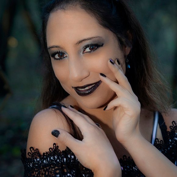 Meet your Posher, Jennifer - Picture 11 of 14